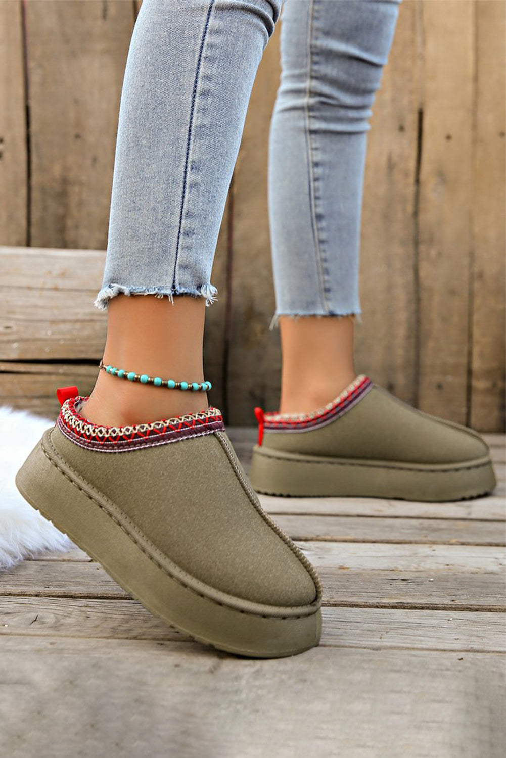 Suede Print Round Toe Slippers