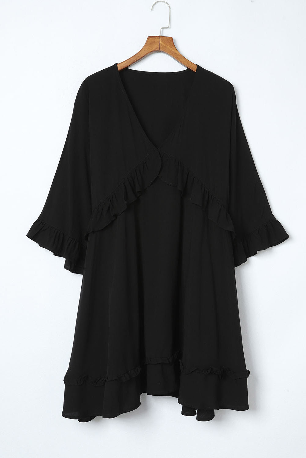 Kleid mit dreieckigem Kragen