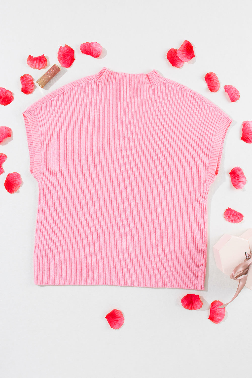 Kurzärmliger Rippenstrickpullover in verschiedenen Farben