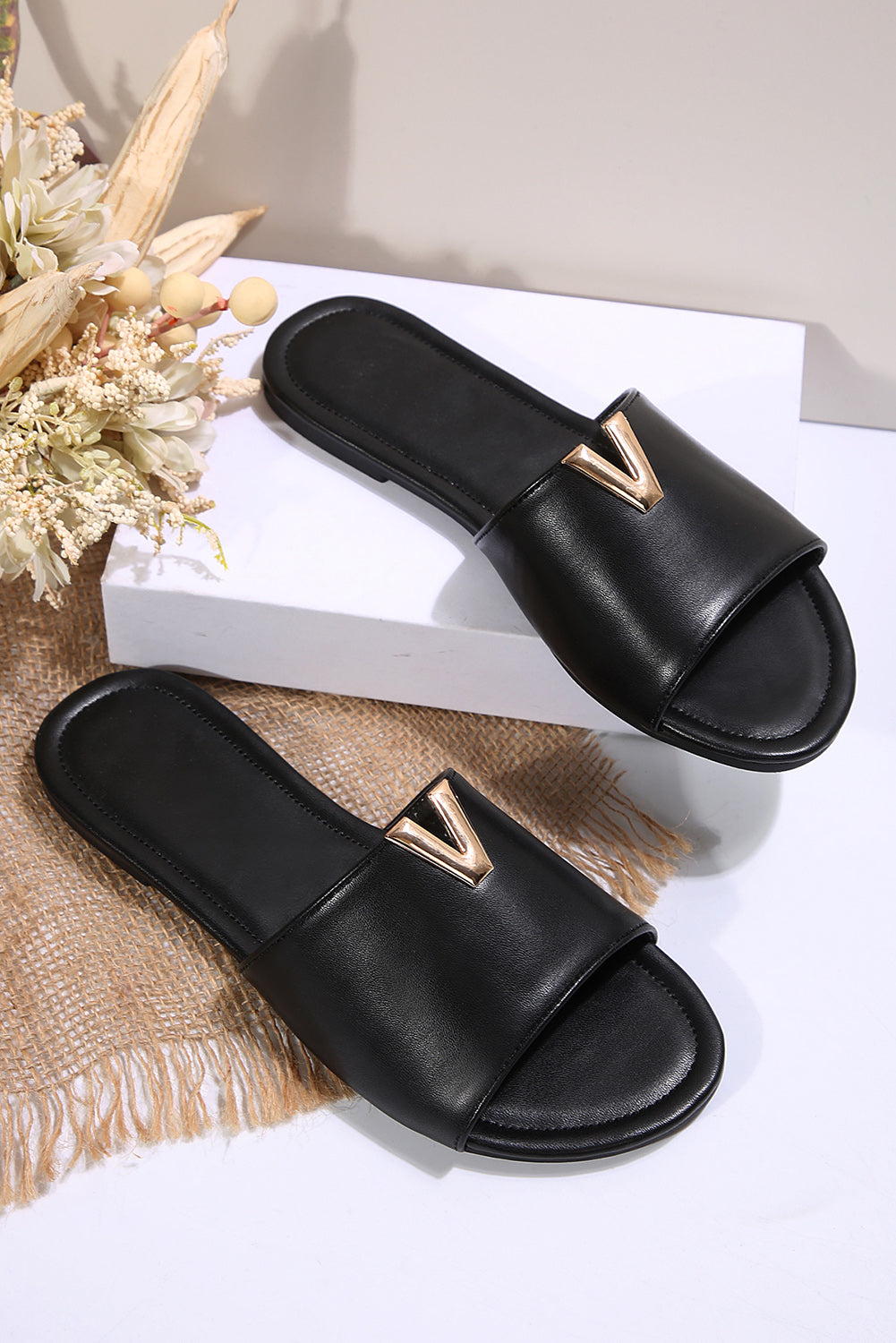 Black V Shape Metal Flip Flops