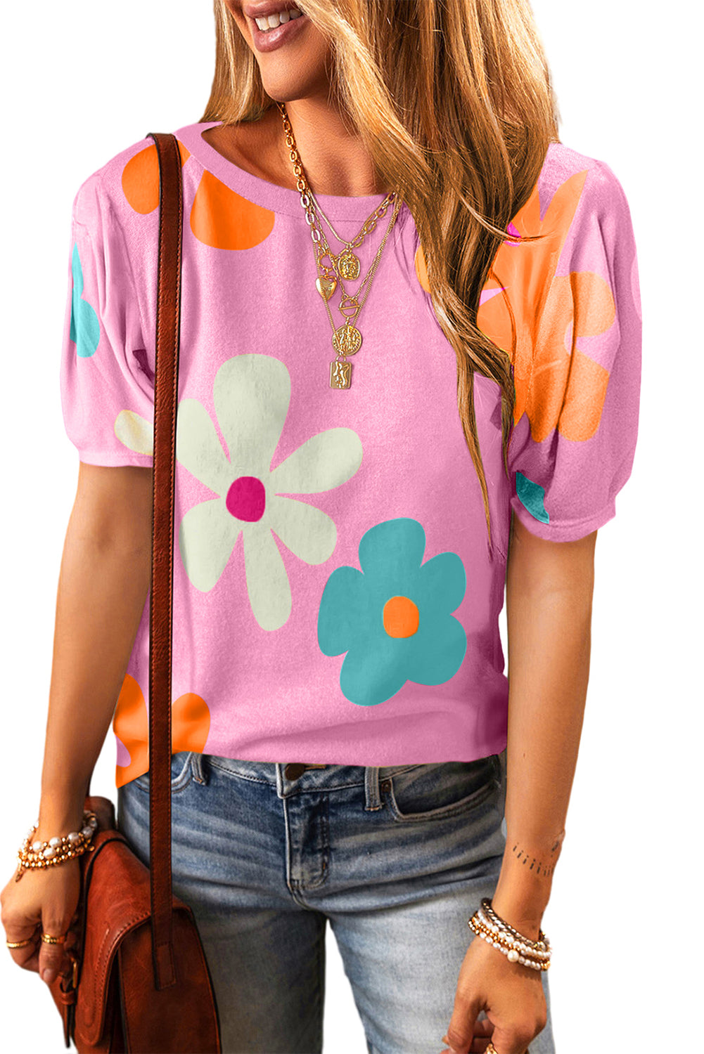 Farbenfrohes T-Shirt mit Blumen-Print in verschiedenen Farben