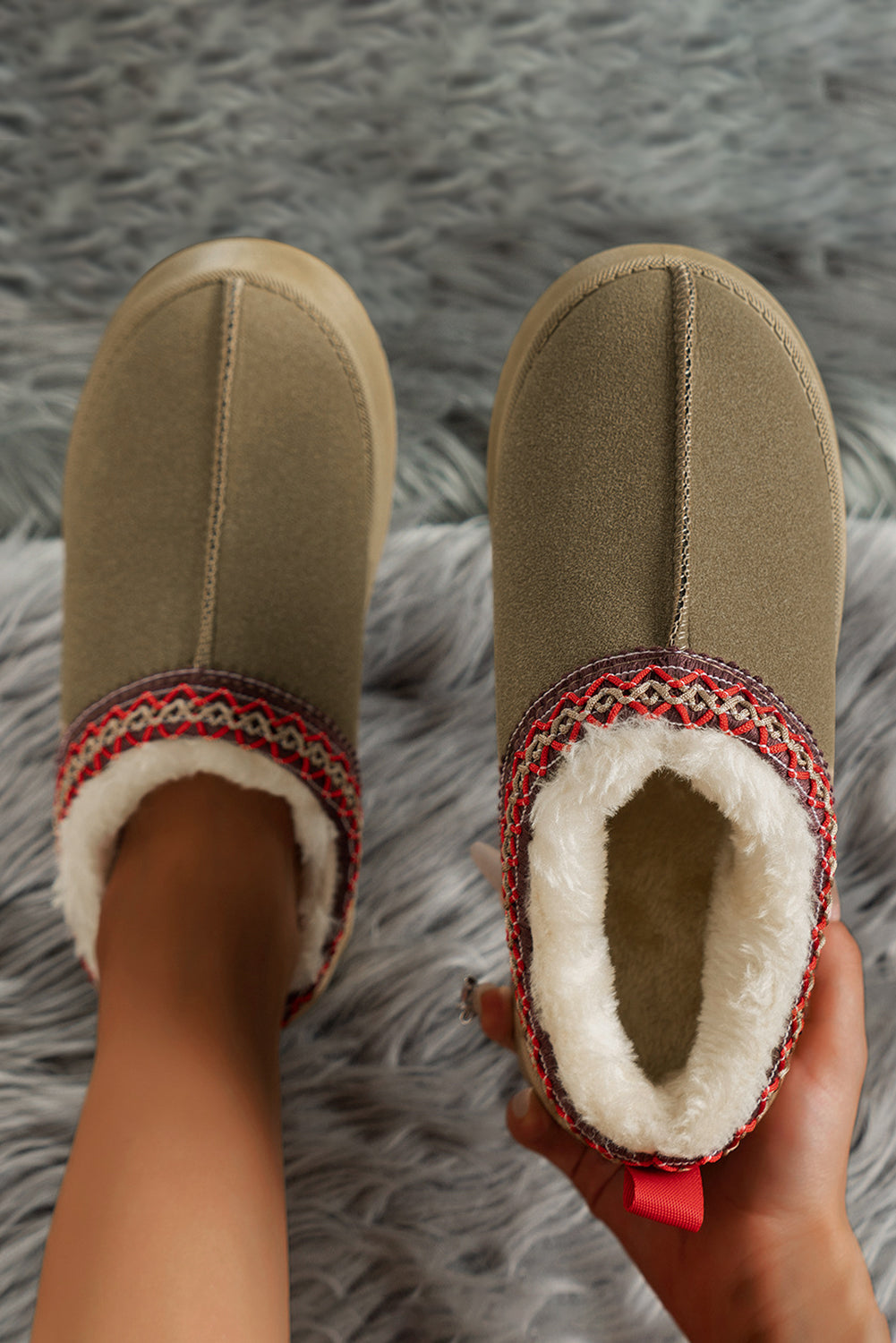 Suede Print Round Toe Slippers