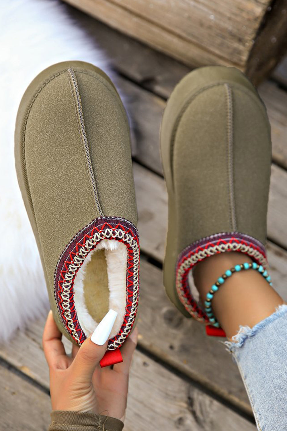 Suede Print Round Toe Slippers